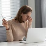 une entrepreneuse fatiguée
